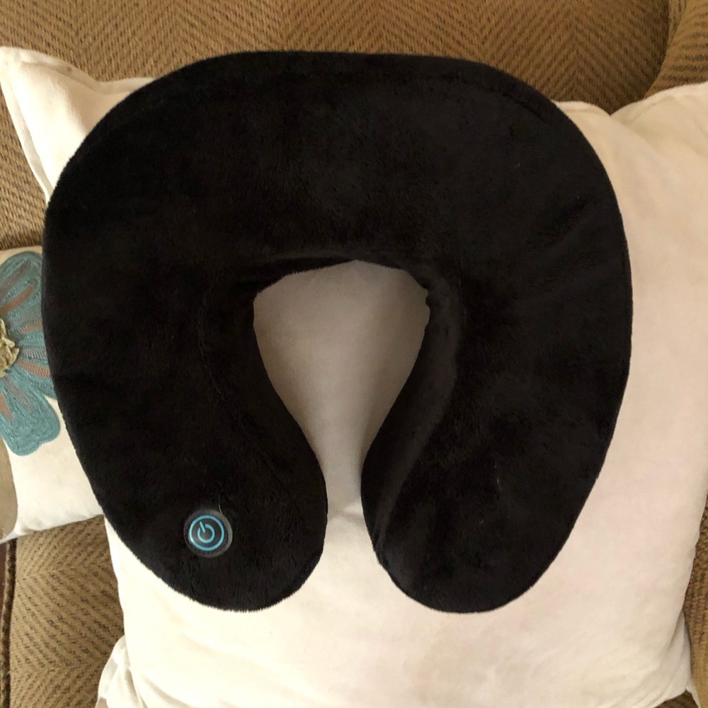 Massaging Neck Pillow
